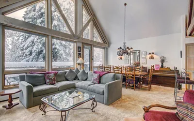 Photo 2 - Ski in & Slopeside Luxury Townhome at Pines Lodge - Sleeps 12