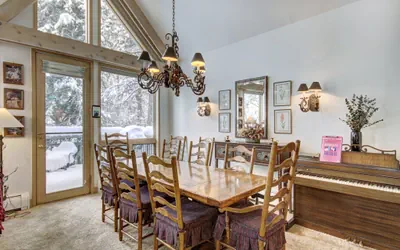 Photo 5 - Ski in & Slopeside Luxury Townhome at Pines Lodge - Sleeps 12