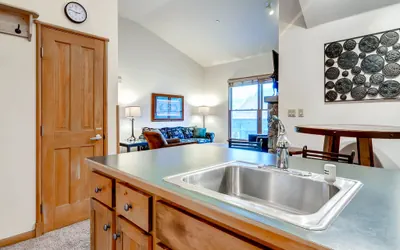 Photo 5 - Premier 1Br Black Bear 8078 ~Walk to Slopes