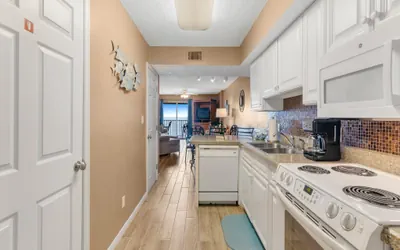 Photo 4 - Ocean House 1805