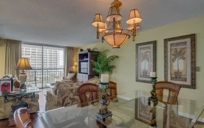 Photo 5 - SOUTH HAMPTON 503 2BR 2BA OCEANVIEW