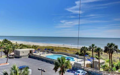 Photo 4 - SOUTH HAMPTON 305 3BR 3BA OCEANVIEW