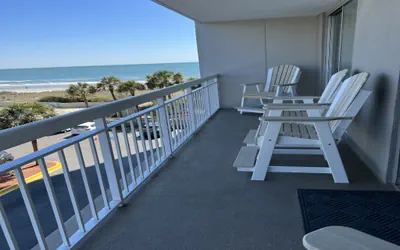 Photo 3 - SOUTH HAMPTON 305 3BR 3BA OCEANVIEW