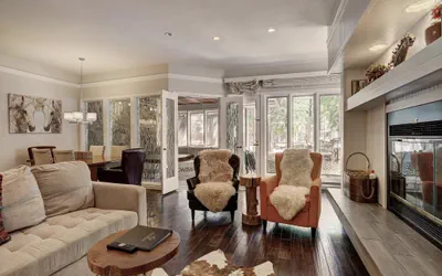 2721 Chateaux DMont