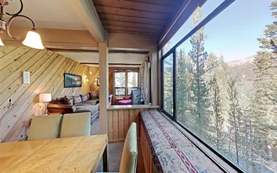 Photo 4 - Great 2 Bedroom Condo Right Across Canyon Lodge! Walk To Lifts! Free Gondola to Village! (Unit 553 at 1849)