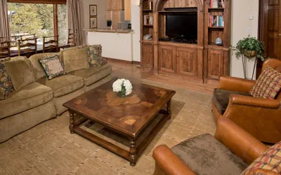 Photo 3 - 3BR Residence w/ Cozy Fire Place - Lodge at Vail Save 20% on 7+ Nights!