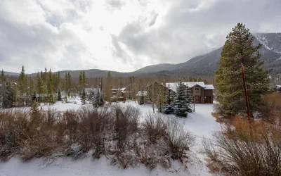 Photo 2 - Mountainside 229E