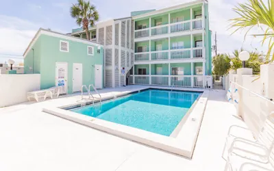 Photo 3 - Emerald Shores #1001