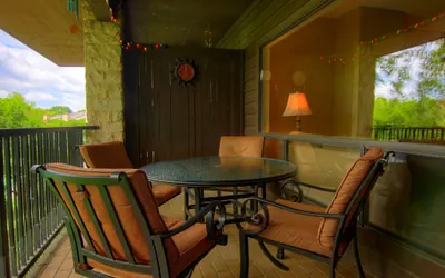 Photo 2 - CW C211 Delroy Curly Rays Comal Condo