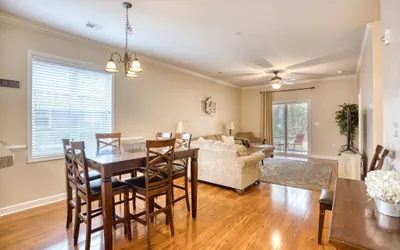 Photo 5 - 1111 Willow Bend