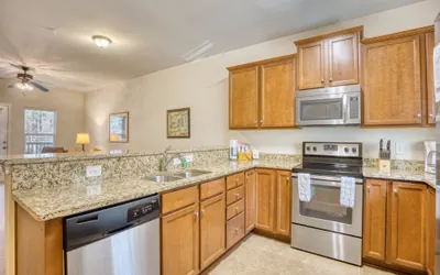 Photo 4 - 723 Willow Bend