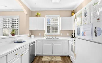 Photo 3 - 924 Ironwood
