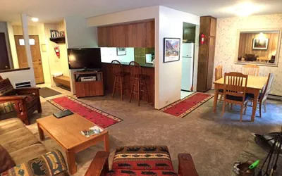 Photo 2 - 107 Standard