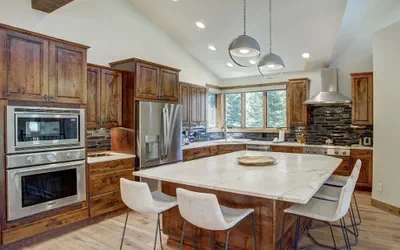 Photo 3 - Luxurious 4Br Mountain Home~No Cleaning Fees~Kids ski free!
