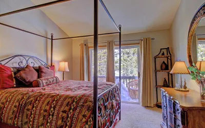 Photo 5 - Gold King Lodge