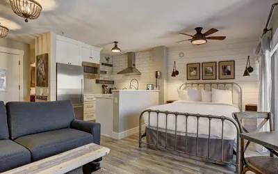 Photo 4 - Downtown Studio With Modern Design in Walk to Snowy Trails