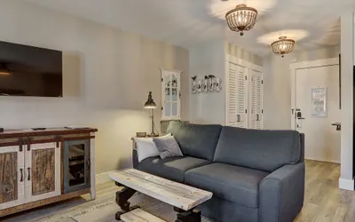 Photo 3 - Downtown Studio With Modern Design in Walk to Snowy Trails