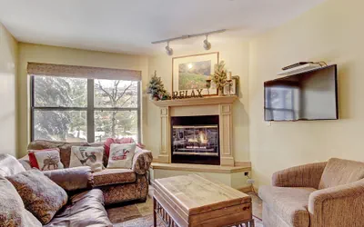 Photo 3 - Wake up to Winter Wonderland 1Br 1Ba-Downtown Breck Sleeps 4