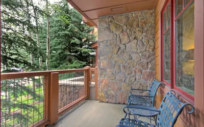 Photo 5 - Refined Condo with Sunny Views 2 Blocks to Downtown Breck