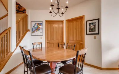 Photo 5 - One of a kind 4Br Condo-Gateway 5039