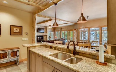 Photo 4 - 3Br Condo Chateaux Dumont 2724 ~Walk to Lift