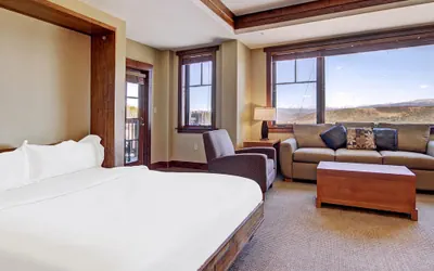 Photo 2 - Slopeside Condo at Base of Peak 8, Sleeps 6