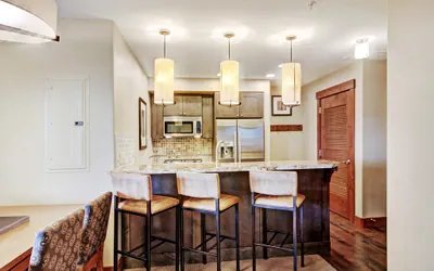 Photo 5 - Luxury One Bedroom Condo at Base of Peak 8