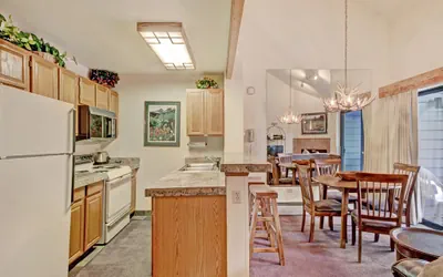 Photo 5 - Downtown Breckenridge Studio with Master Loft sleeps 4