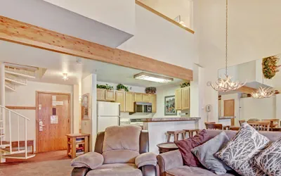 Photo 4 - Downtown Breckenridge Studio with Master Loft sleeps 4