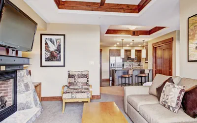 Photo 4 - Luxury Studio Condo Steps from Winter Activities, Sleeps 4
