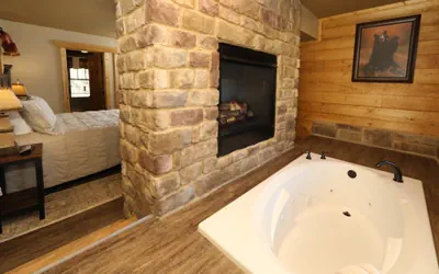 Photo 3 - Spacious Elegance Mountain Cabin near Pigeon Forge Attractions