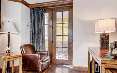 Photo 5 - Luxe 2BR+Den Ritz-Carlton Residence Quiet Location Save 20% on 7+ Nights!