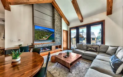 Photo 3 - Luxury 3Br Residence steps from Heavenly Village & Gondola