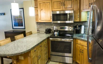 Photo 4 - Prime Canyons Village ski in/out location Save 20% on 7+ Nights!