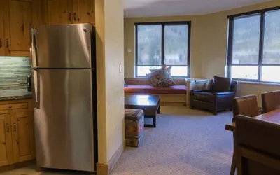 Photo 4 - Grand Summit Hotel Spacious Family Suite Save 20% on 7+ Nights!