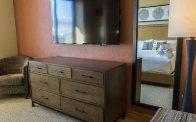 Photo 5 - Unbeatable views from totally renovated studio Save 20% on 7+ Nights!