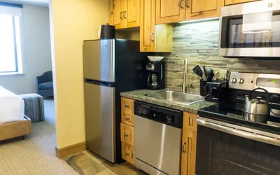 Photo 4 - Grand Summit Hotel, a Ski in/out Save 20% on 7+ Nights!