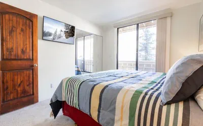 Photo 5 - Condos with Ski Locker and Vail Mountain Views