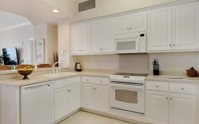Photo 5 - Stunning 16th Floor Condo with Fitness Center, Hot Tubs, Pools, and Beach Access - Unit 1606