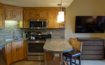 Photo 4 - Studio Steps to Red Pine Gondola & Canyons Village Save 20% on 7+ Nights!