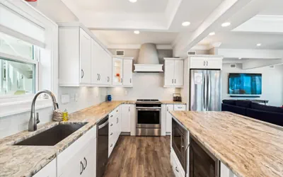 Photo 2 - Stunning Gulf Front 3 BR - steps away from the beach - completely renovated