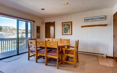 Photo 4 - 3 BR Unit With Fireplace & Mountain Views