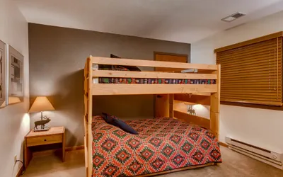 Photo 4 - Cozy & Spacious 2 Br Condo Sleeps 6!