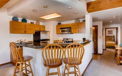 Photo 3 - Spacious 2BR Unit with Updated Kitchen
