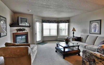 Photo 2 - Unit 312 1 BD/ 1 BA condo