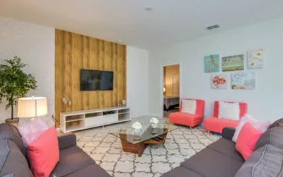 Photo 3 - 5 Bed Pool with Overflowing Spa in Champions Gate!