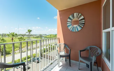 Photo 3 - Cozy SPI Condo: Beach Walk, Pool & Pickleball