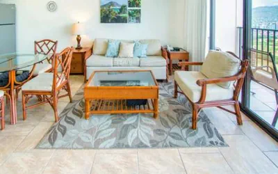 Photo 2 - Deluxe Panoramic Mountain View Condo - 37th Floor, Free parking & Wifi