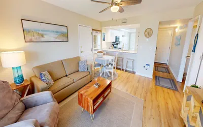 Photo 4 - SeaCrest 315B