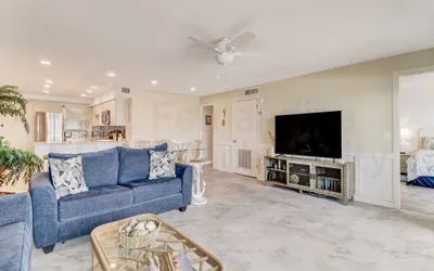 Photo 4 - Oceanfront Condo with Beach Access, Pool, and Tennis Court